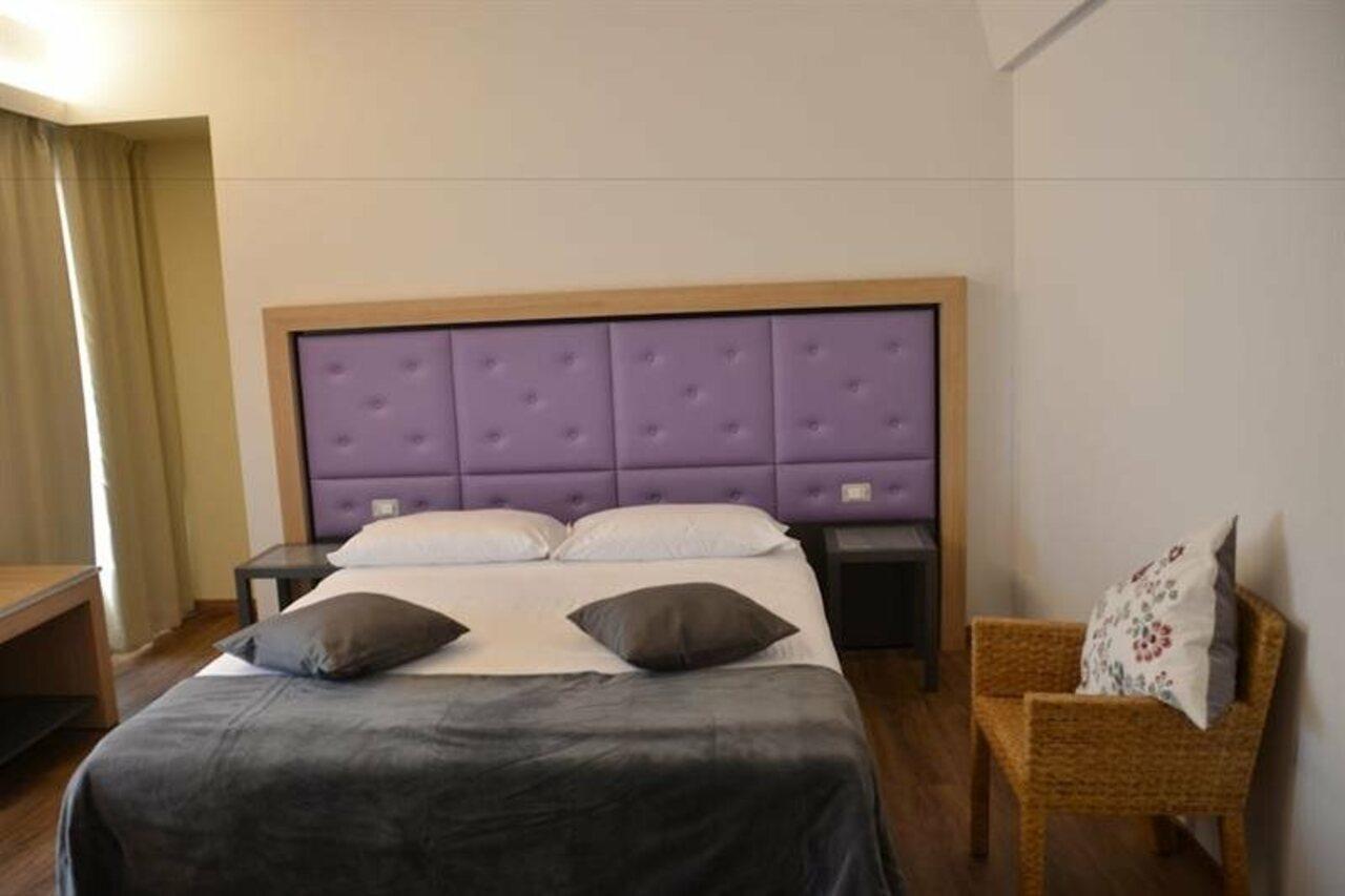Hotel Corona Spiazzi Di Caprino Экстерьер фото